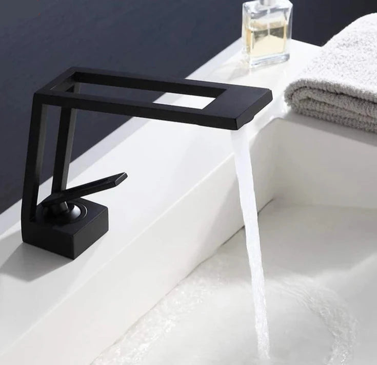 Mitigeur Lavabo Bec Cascade design