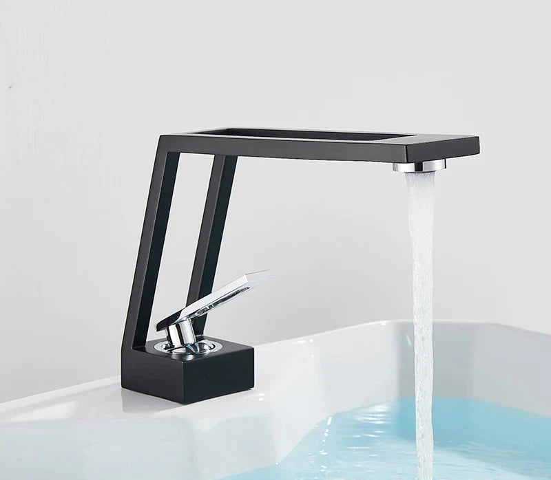 Mitigeur Lavabo Bec Cascade elegant