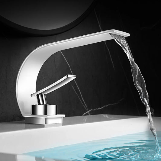 Mitigeur Lavabo Cascade Design épuré