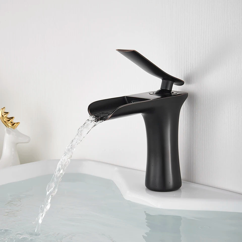 Mitigeur Lavabo Cascade Noir apaisant