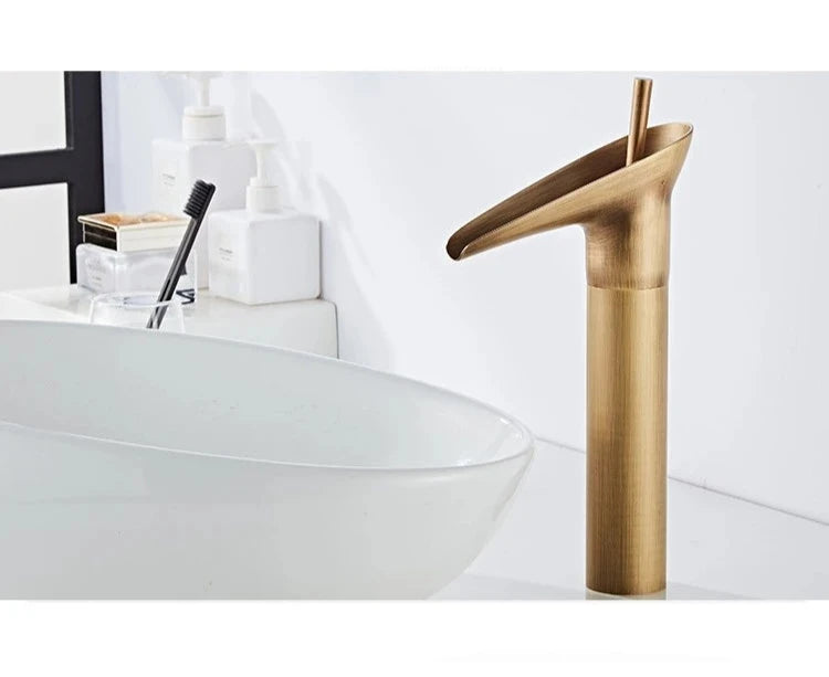 Mitigeur Lavabo Cascade Vintage luxe d'antan